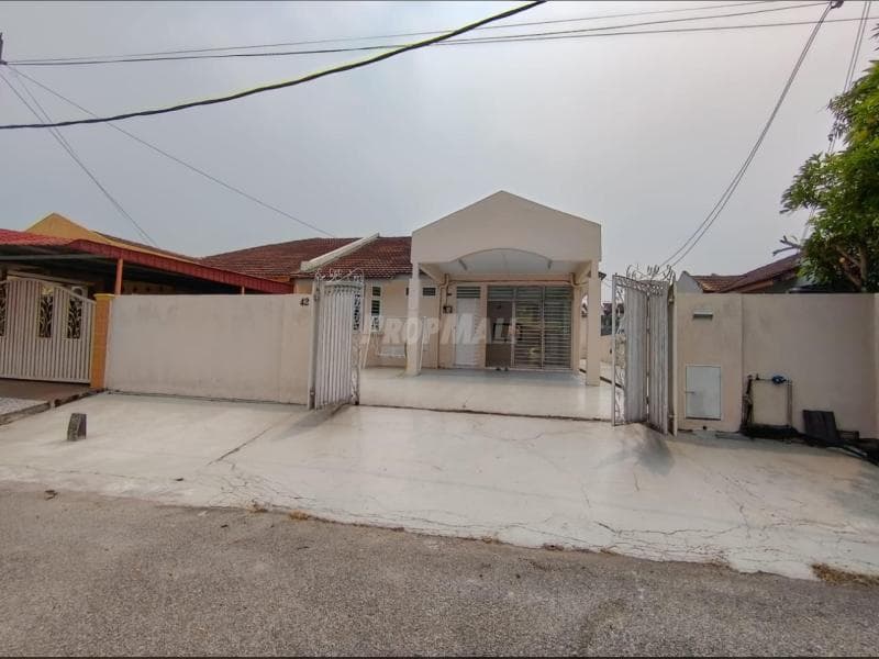 Bandar Rinching Seksyen 2 Semenyih Single Storey Semi-D House