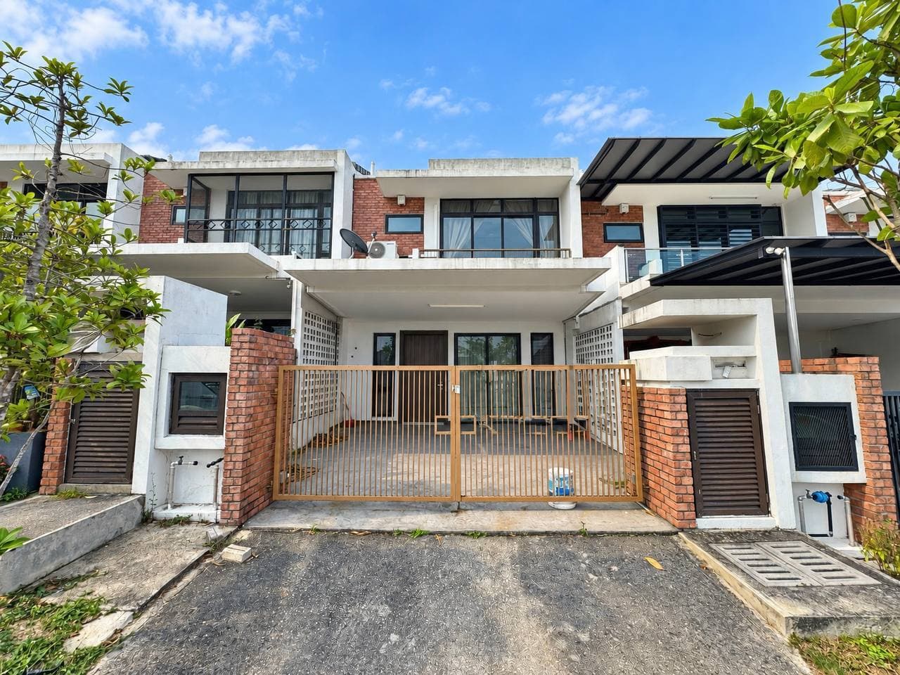 Double Storey Terrace Bandar Sri Damansara, KL - Image 1