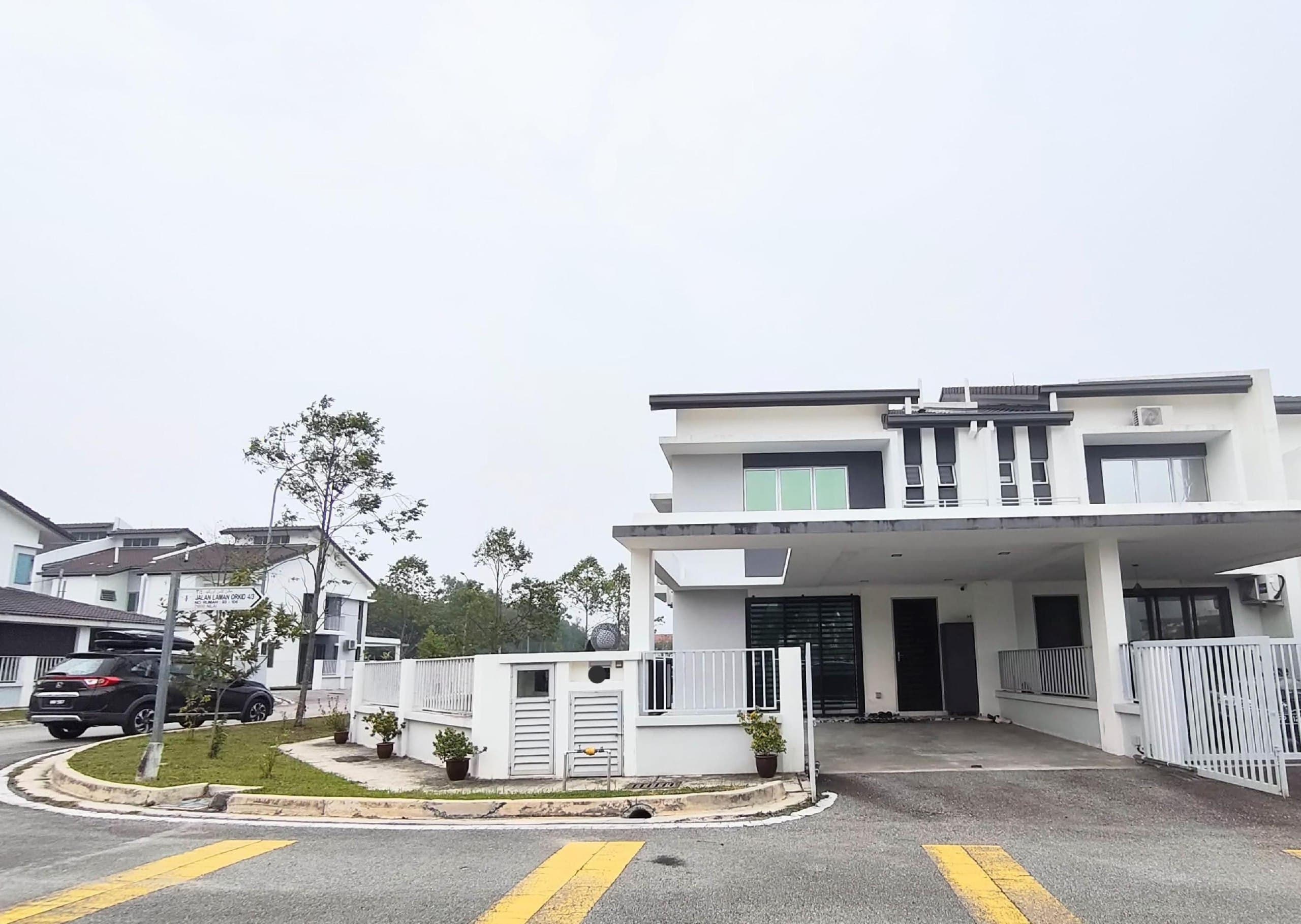 Corner Lot Facing Open Non-Bumi Unit Laman Orkid Nilai Impian