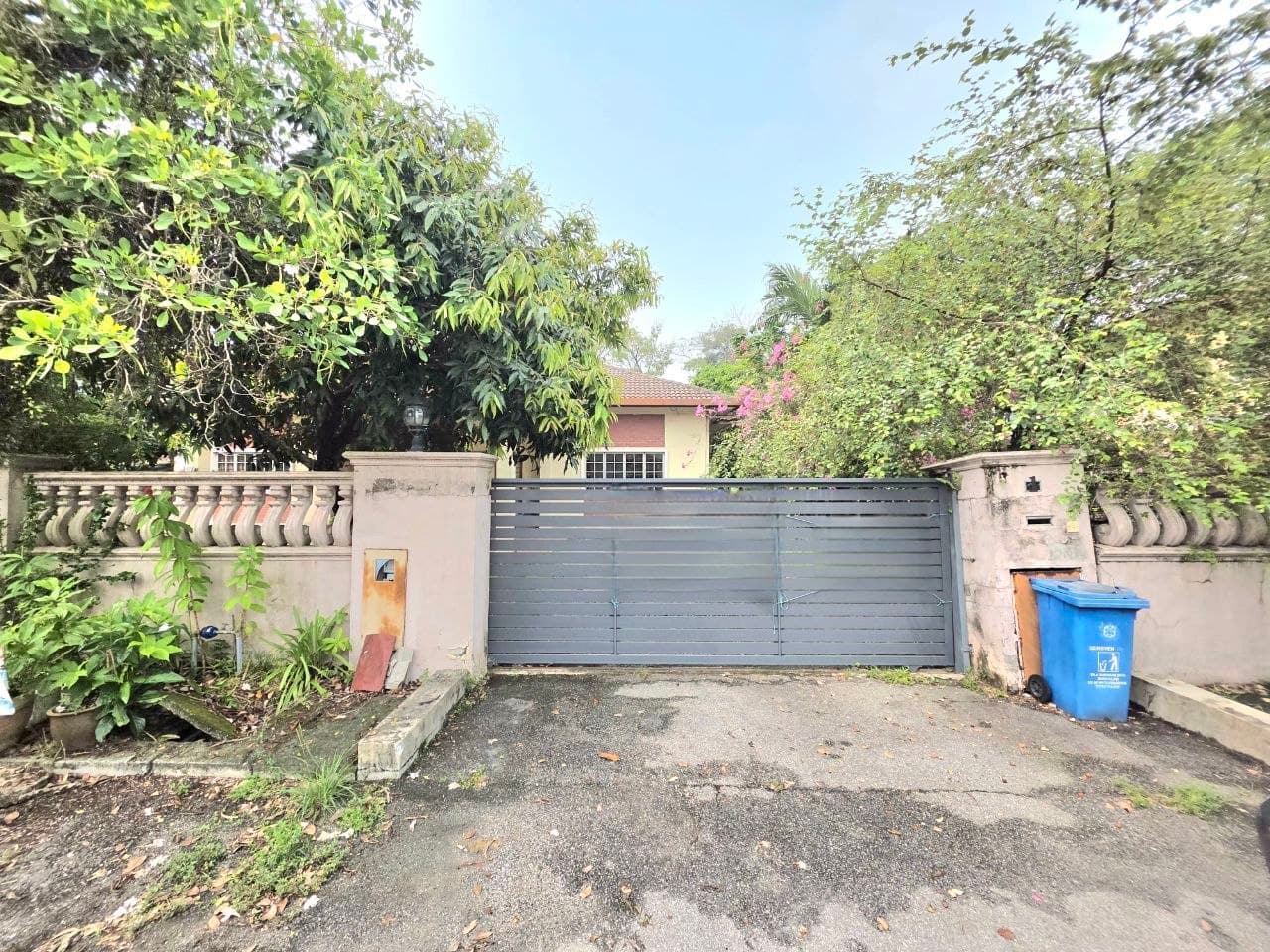 Rumah Semi D 1 Tingkat Jalan Merbuk, Taman Bentara, Telok Panglima Garang