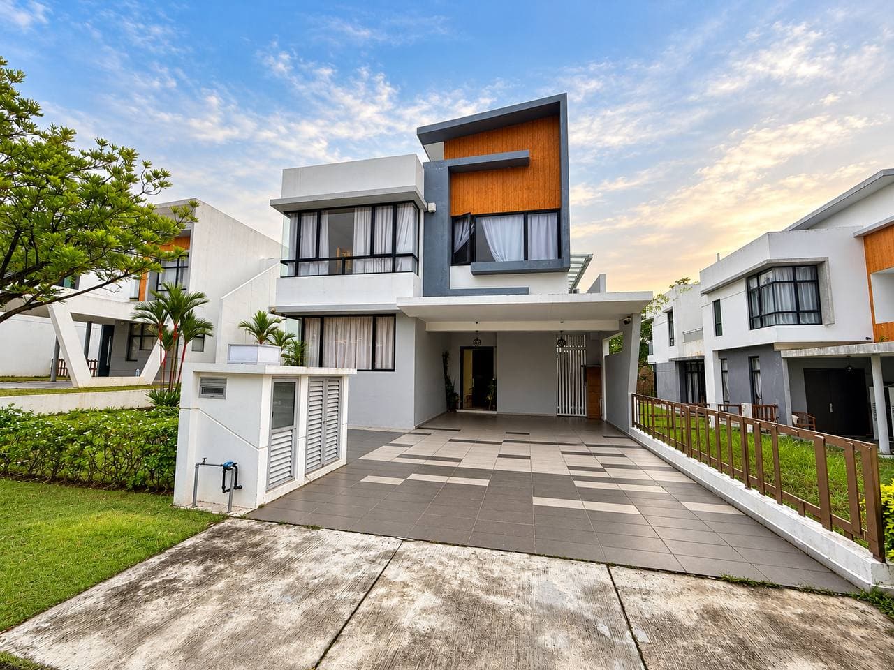 TRALAS Double Storey Zero Lot Bungalow Setia Ecohill Semenyih