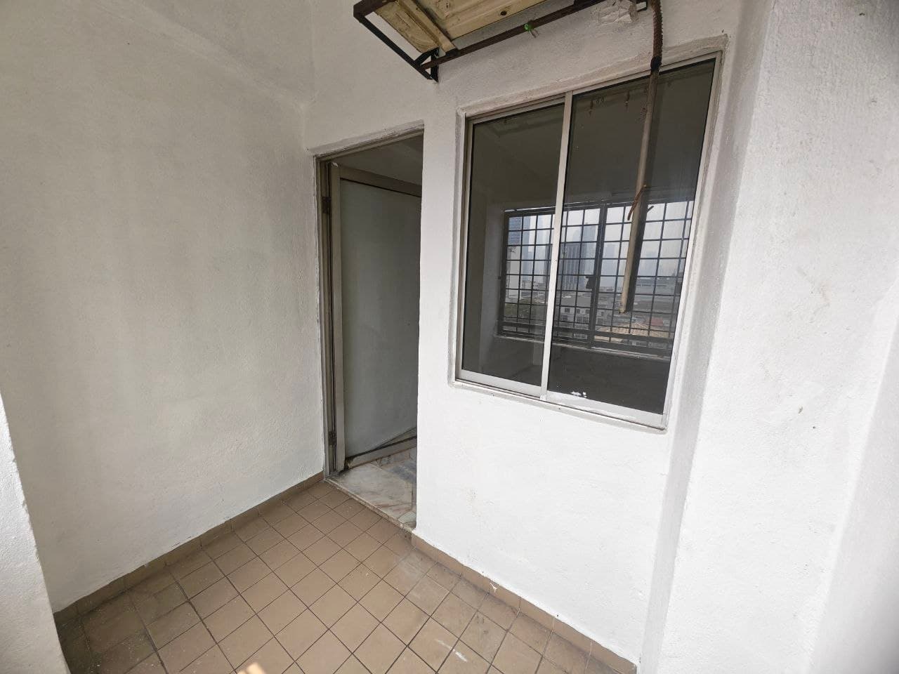 Menara Putra Apartment Lorong Tiong Nam 5 Kuala Lumpur - Image 1
