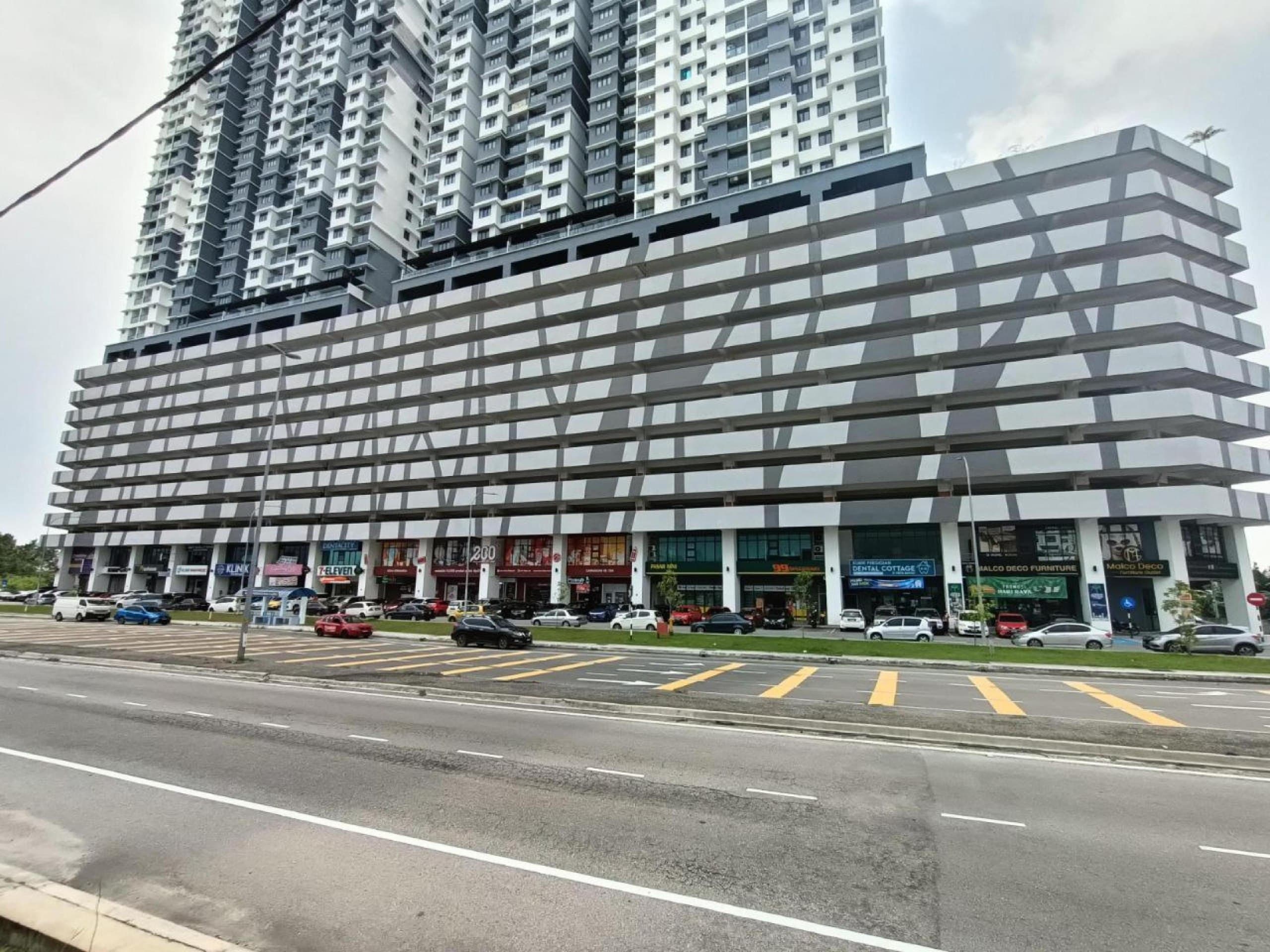 Vista Bangi Service Apartment Jalan Reko Near UKM
