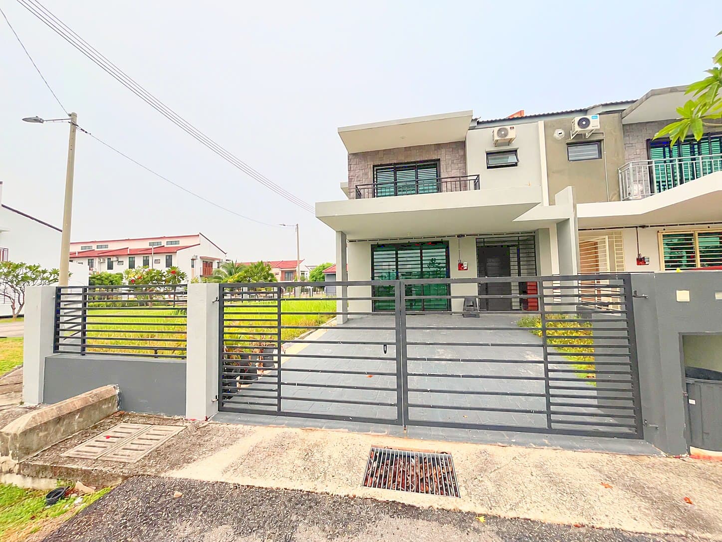 Corner Lot Double Storey Terrace Taman Saujana KLIA, Sepang