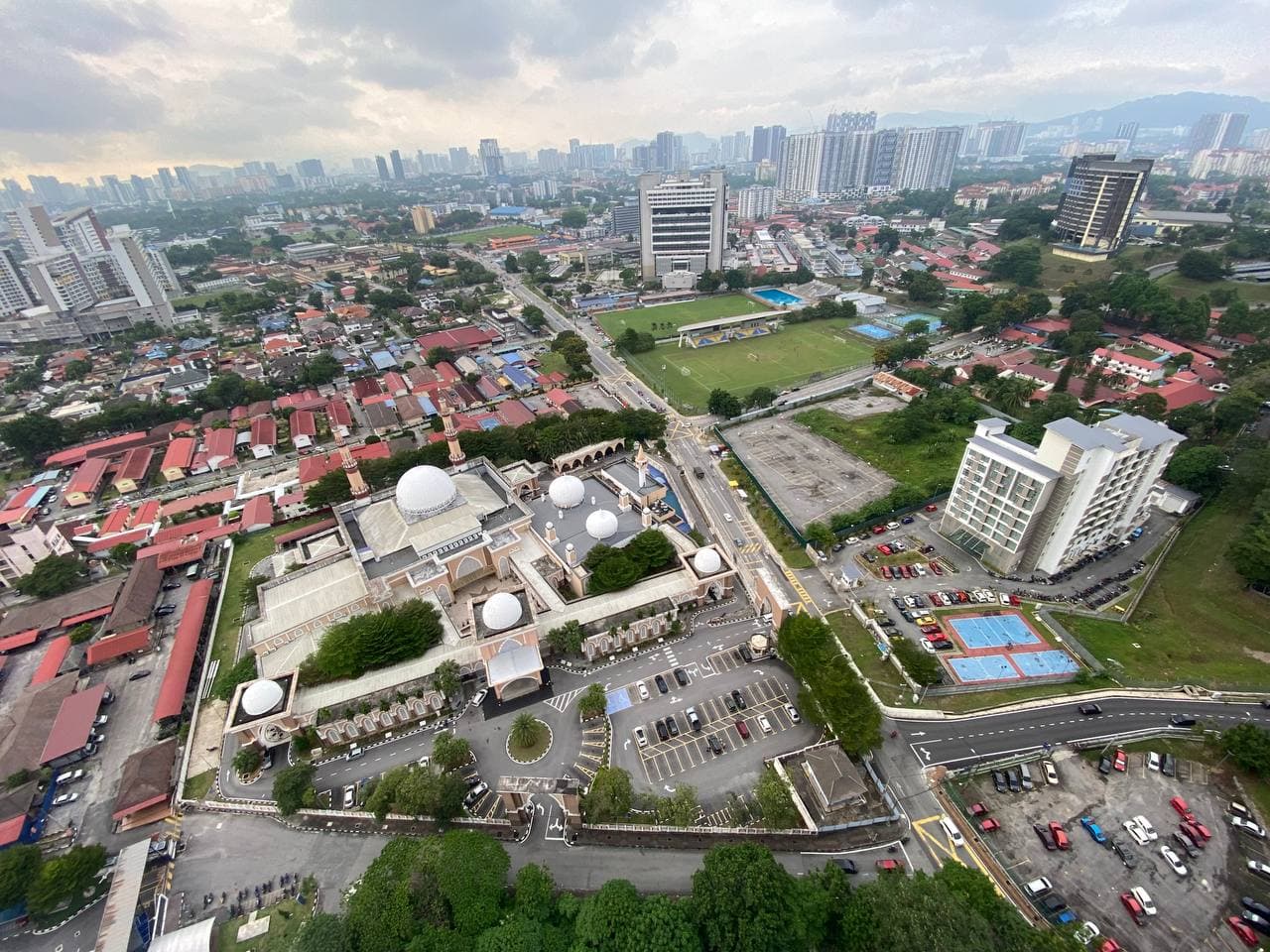 Duplex Penthouse The Haute Residence Off Jalan Padang Tembak, Dato Keramut, - Image 1