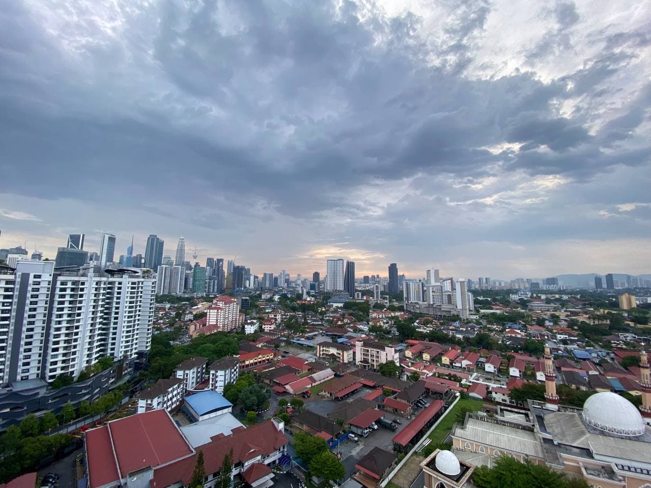 The Haute Residence Off Jalan Padang Tembak, Dato Keramat, KL Corner Unit - Image 1