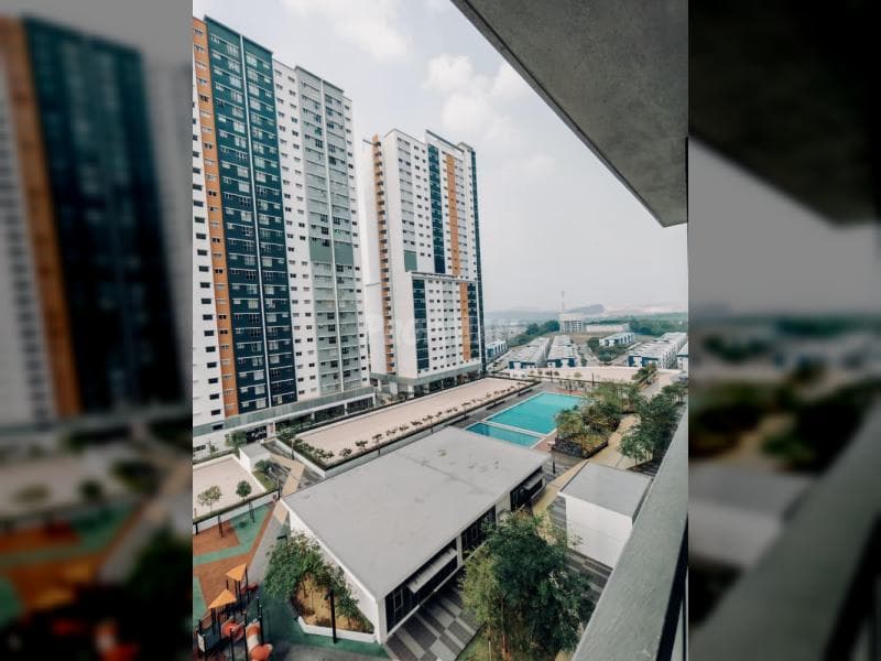 Dual Key High Floor Unit Alanis Residence, Kota Warisan For Sale - Image 1