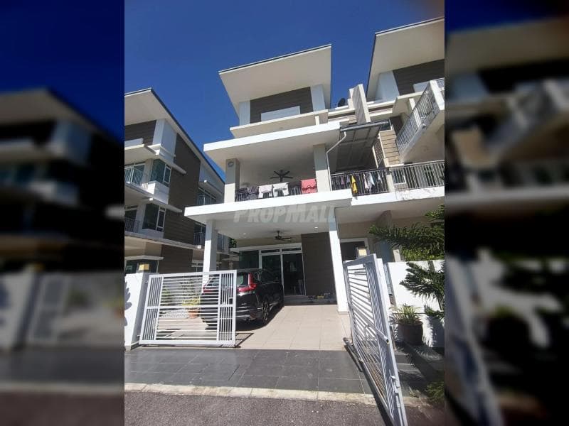 Extended Renovated 3 Storey Semi-D Kenanga Residence Rawang - Image 1