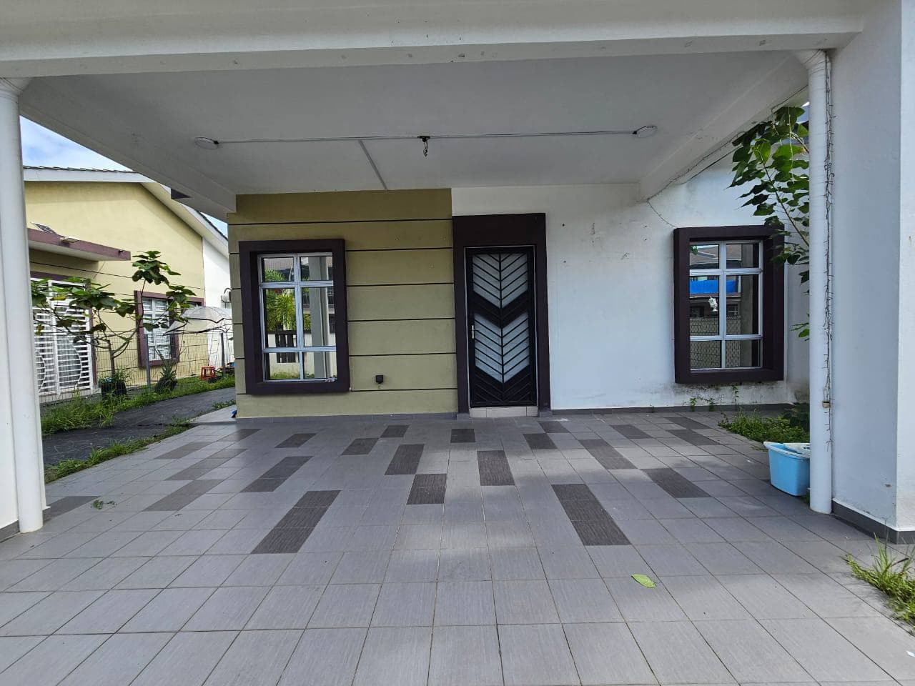 Semi-D 1 Tingkat Untuk Dijual Taman Bentara Teluk Panglima Garang - Image 1