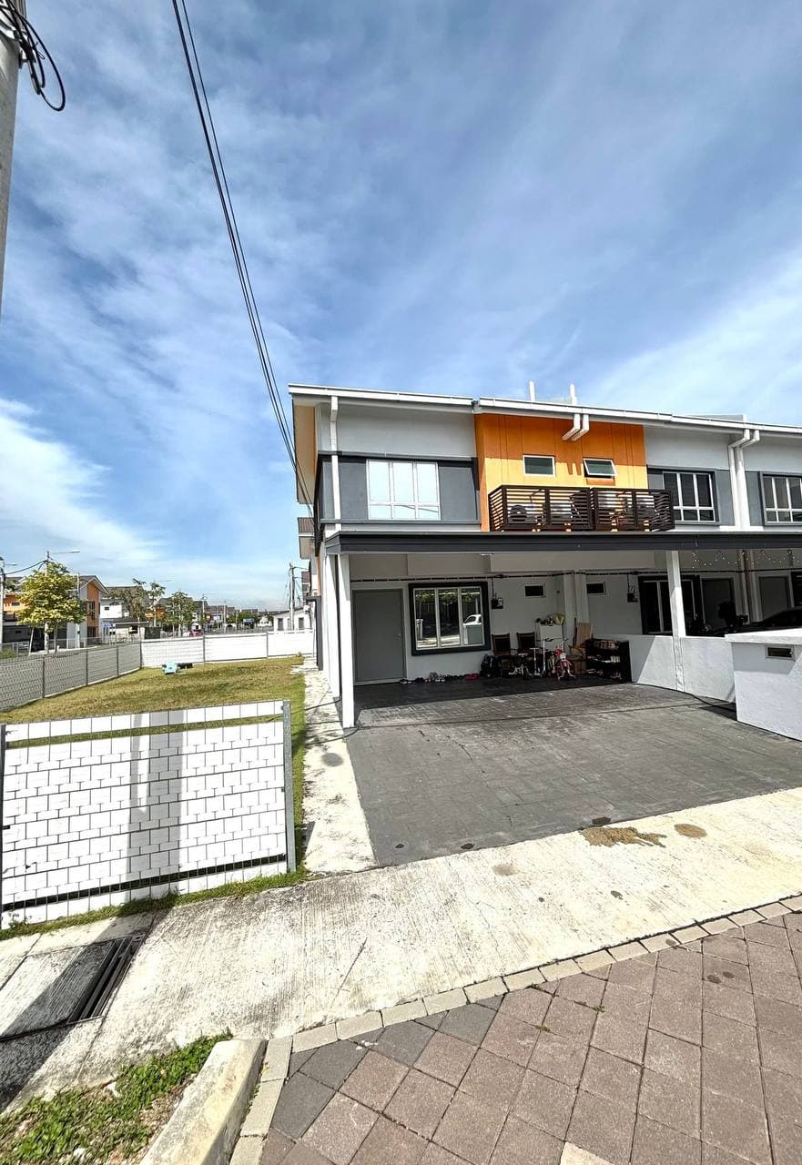 Corner Lot Double Storey House for Sale Alam Perdana, Puncak Alam - Image 1