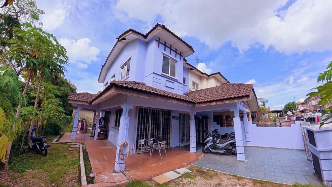 Double Storey Corner Lot Saujana Utama 1, Sungai Buloh - Image 1