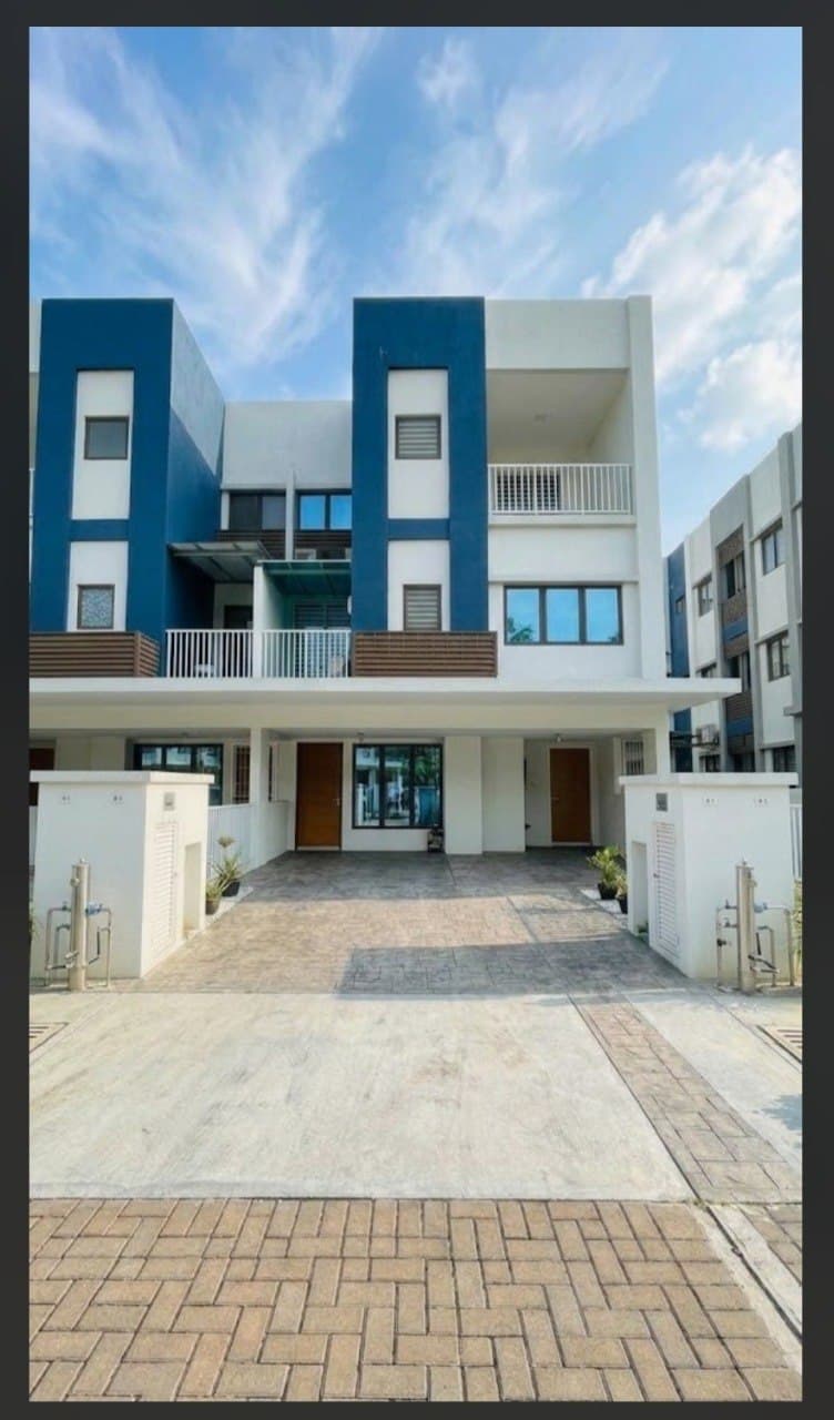 Ayden Townhouse Sepang - Image 1