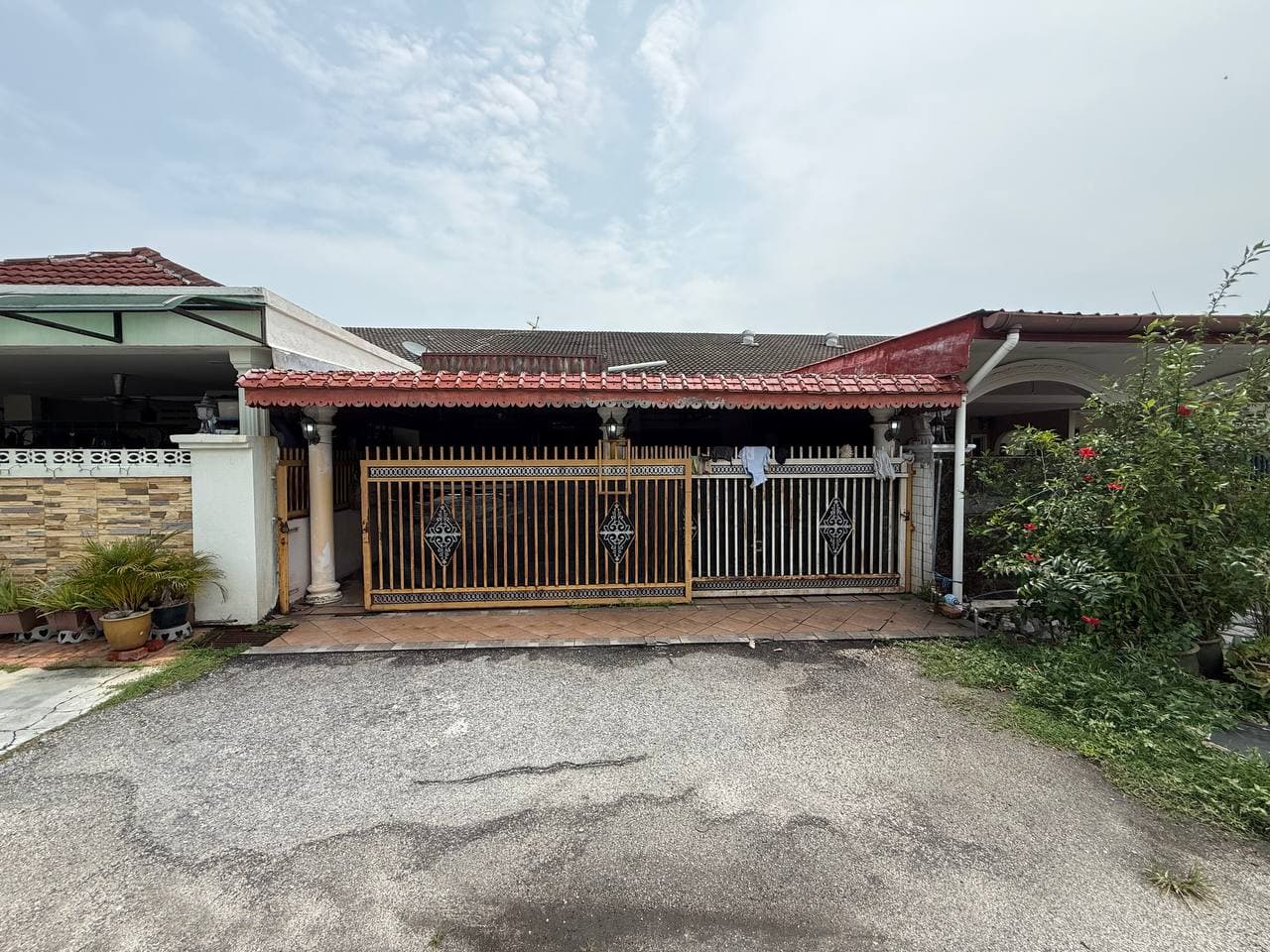 Single Storey Terrace House, Taman Penggawa, Pekan Kuala Selangor - Image 1