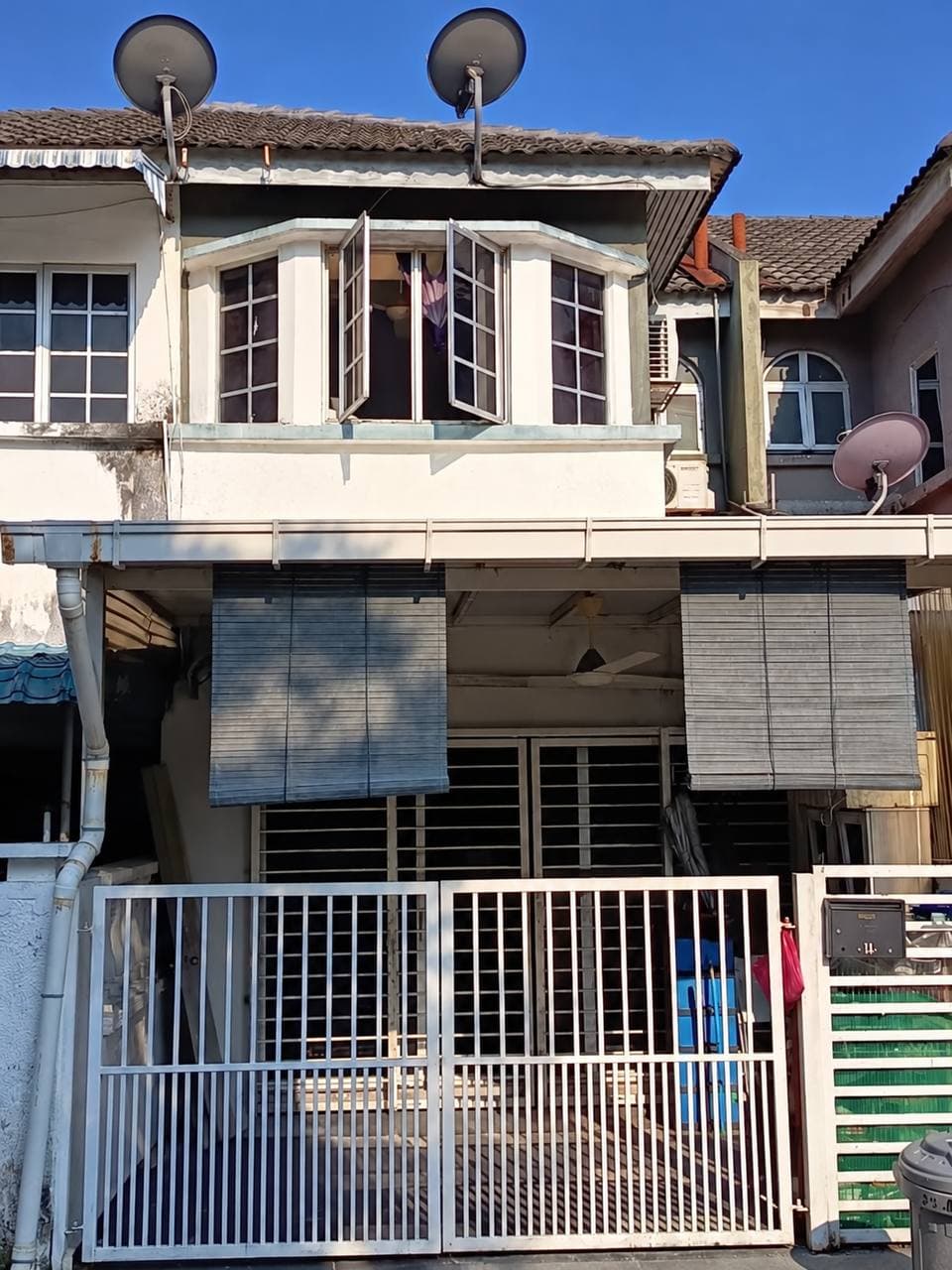 Rumah Teres 2 Tingkat Renovated Taman Sri Gombak Fasa 10 - Image 1