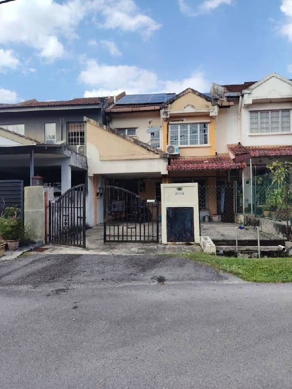 Renovated Freehold 2 Storey Terrace Kajang Perdana - Image 1