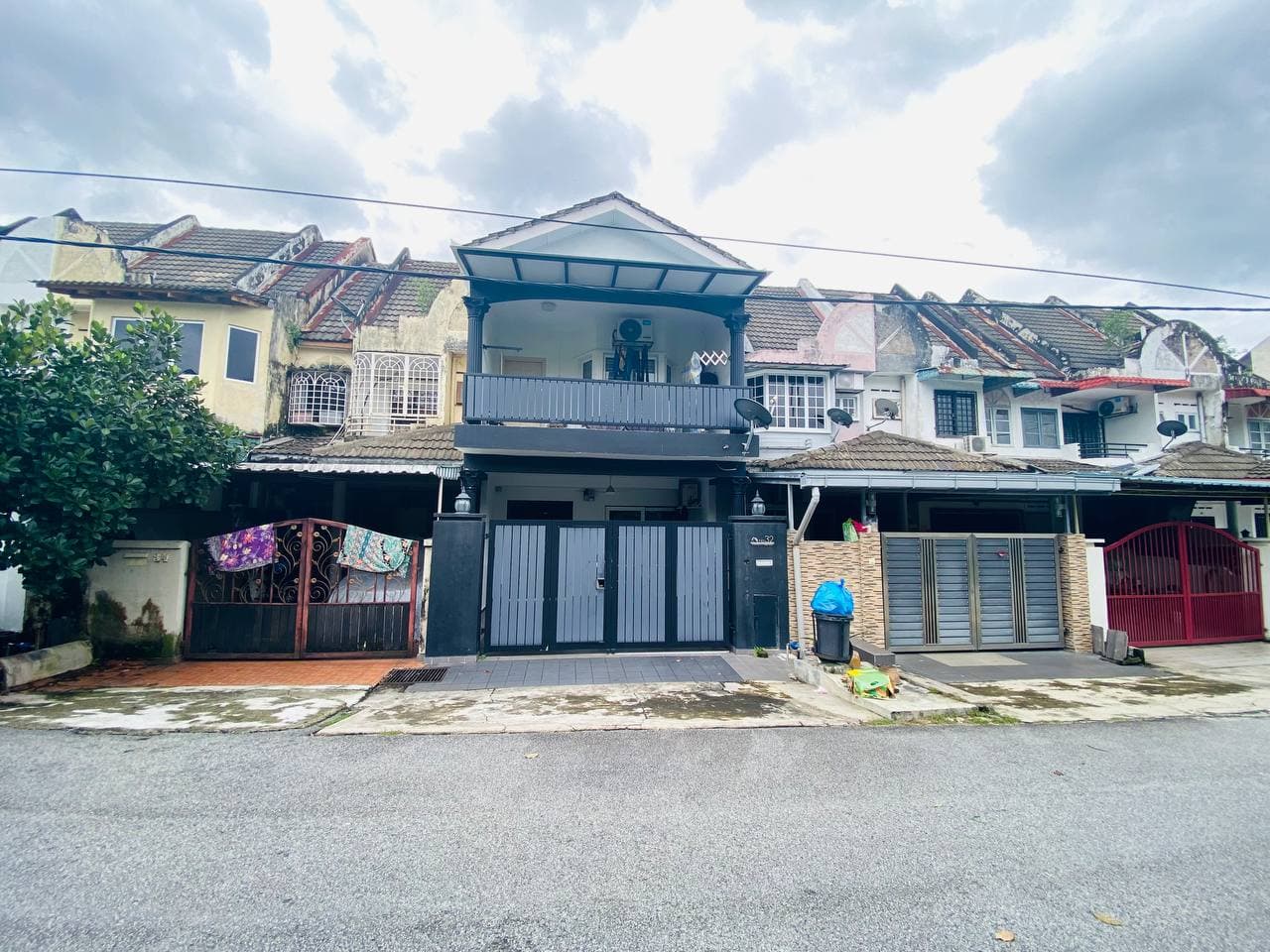 Double Storey Open Facing Fully Renovated Taman Kosas Ampang - Image 1