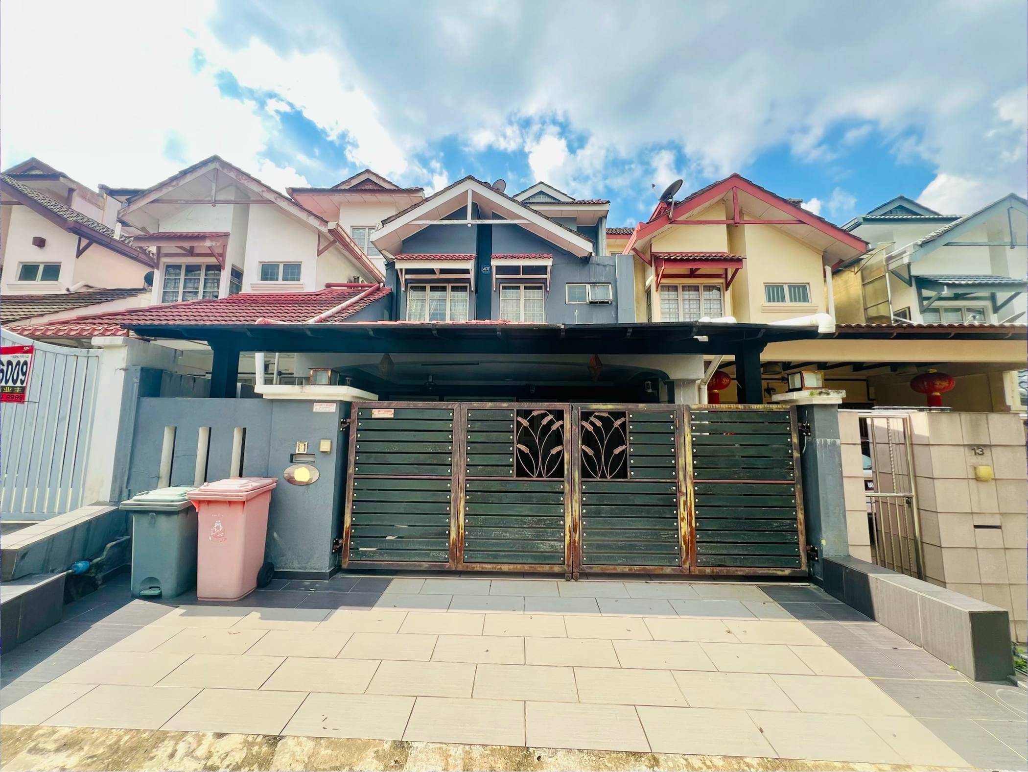 2.5 Storey Terraced House Bandar Sri Damansara SD 7 Selangor - Image 1