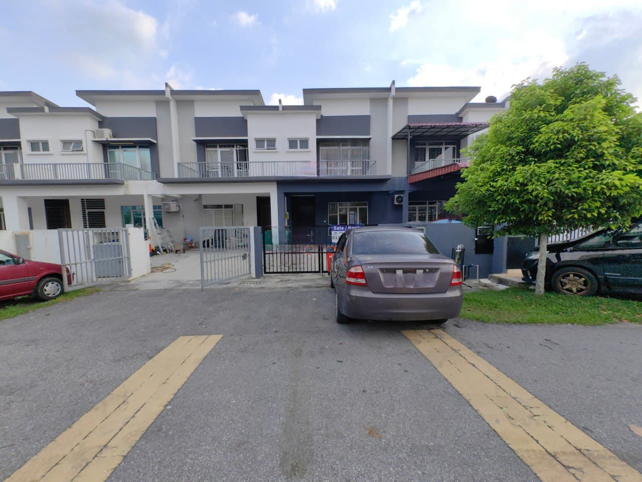 HUGE LAND 2 Storey Terrace Taman Warisan Hijauan Sepang - Image 1