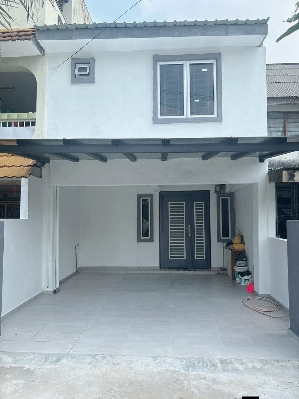2.5 storey di P.J. SELATAN, PETALING JAYA, SELANGOR - Image 1