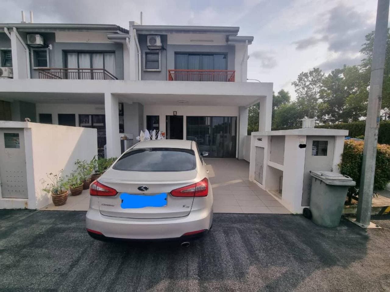 Renovated End-Lot Double Storey Terrace Diamond City Semenyih - Image 1