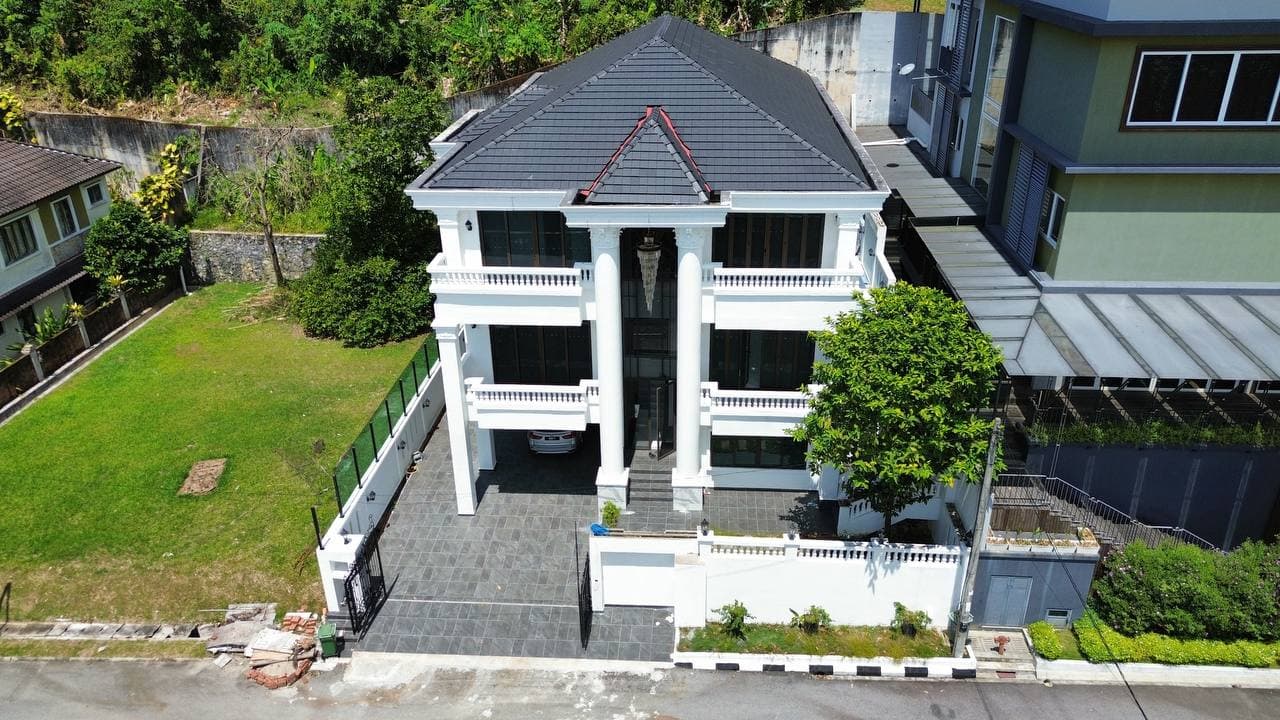 3 Storey Bungalow Taman Bukit Setiawangsa Kuala Lumpur - Image 1