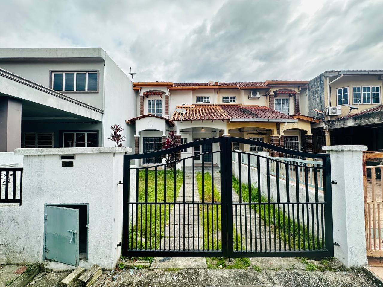 2 Storey Intermediate Damai Budi Alam Damai Cheras KL - Image 1