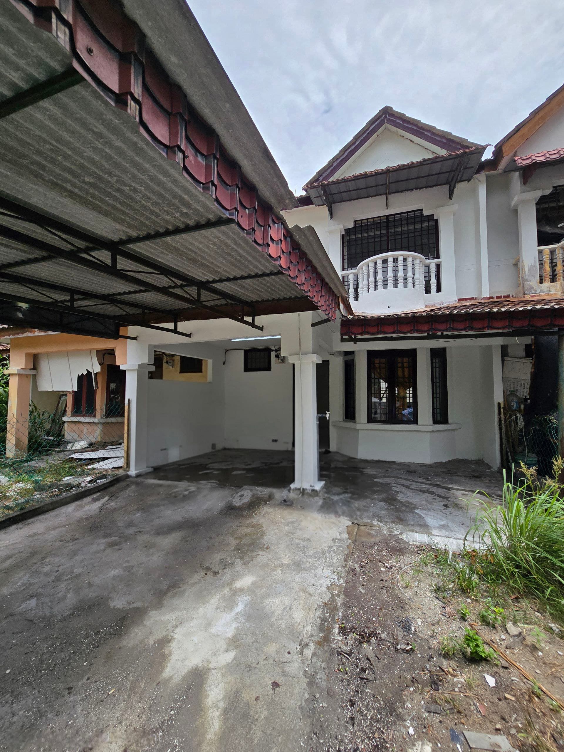 2 Sty Terrace Jalan Chandong, Bandar Putra Armada - Image 1