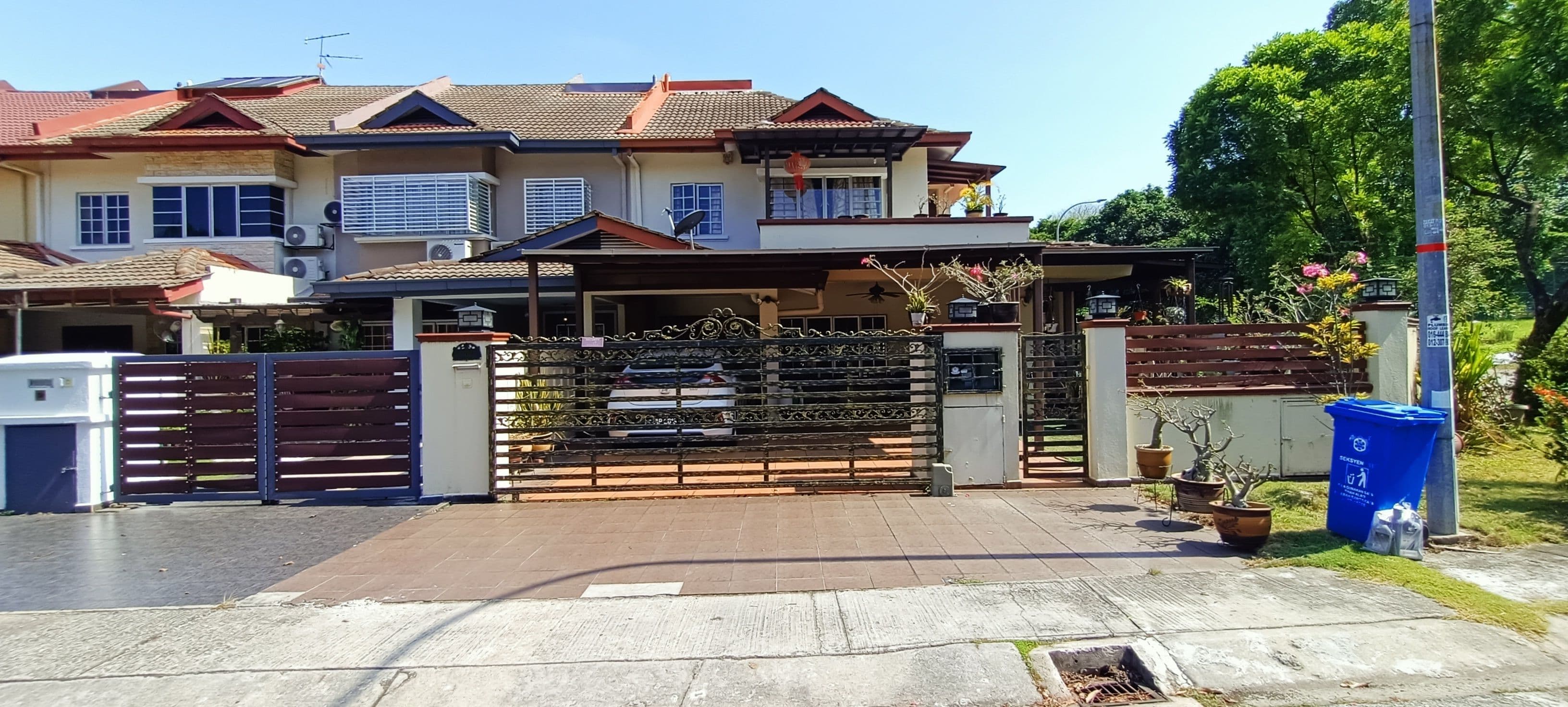 Double Storey Terraced Corner Lot - Image 1