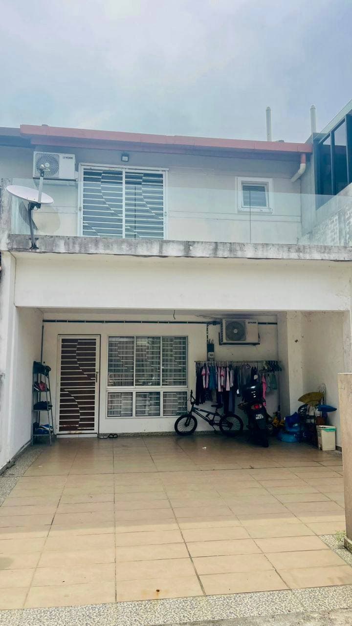 Renovated Double Storey Terrace, Taman Desiran Bayu, Puchong - Image 1