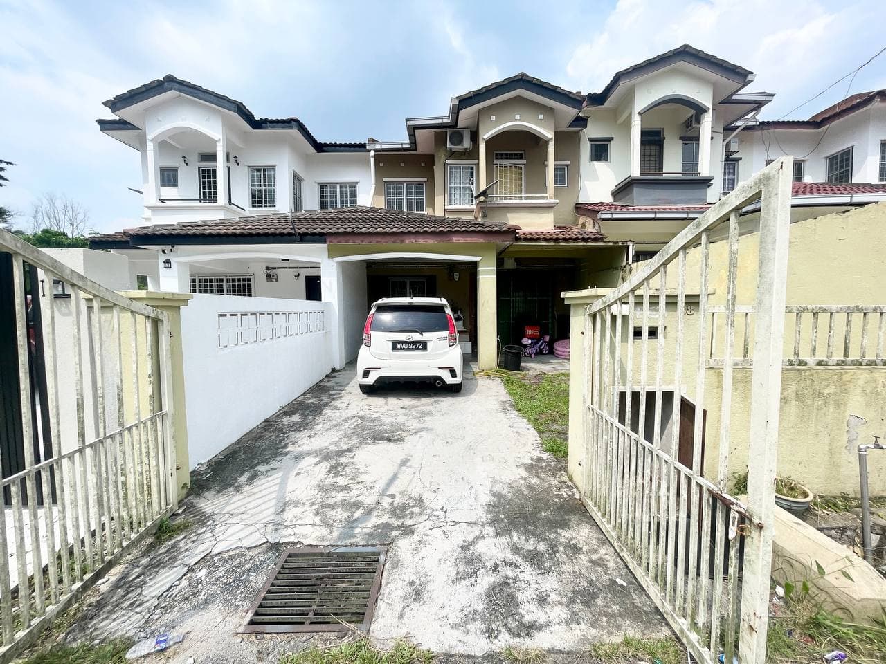 2 STY LESTARI PERDANA LP8, Seri Kembangan - Image 1