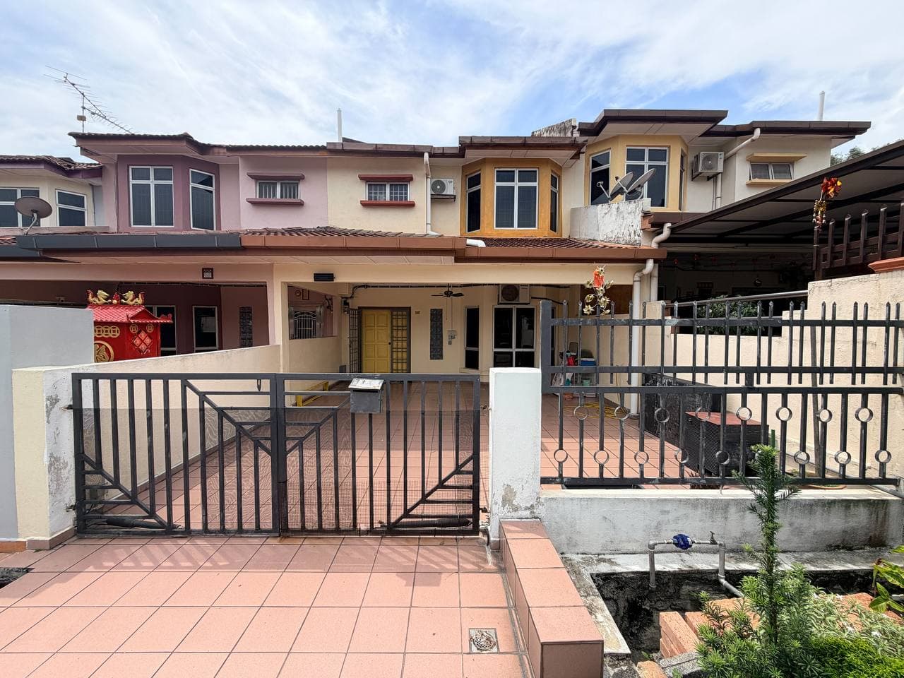 Extended Facing Open 2 Storey Super Link House Taman Semenyih Mewah 3 - Image 1