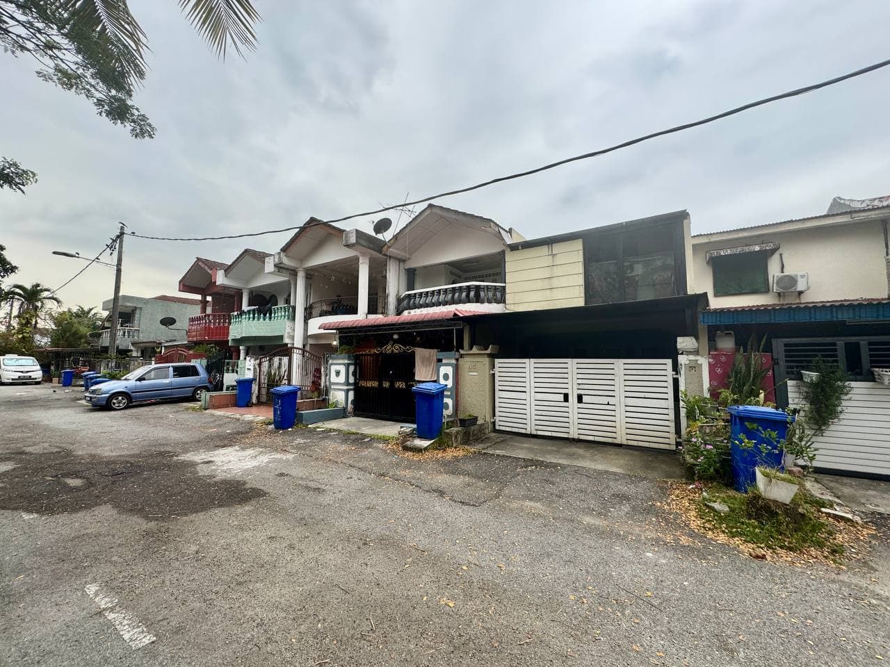 Renovated Double Storey Terrace Seksyen 18 - Image 1