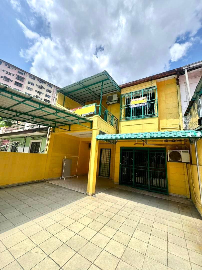 Double Storey Terrace House Taman Desaria Bandar Sunway - Image 1