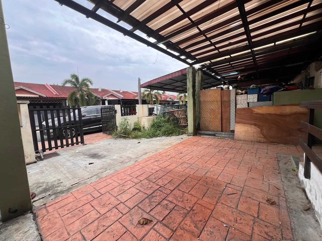 Single Storey Terrace, Taman Kembara Rantau Panjang, Klang - Image 1