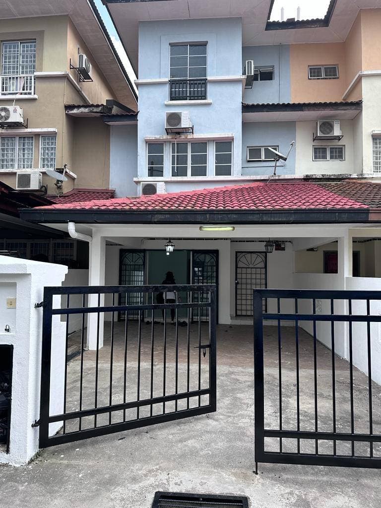 2.5 Storey Terrace House Taman Kurnia Indah, Taman Koperasi Cuepacs, Cheras - Image 1