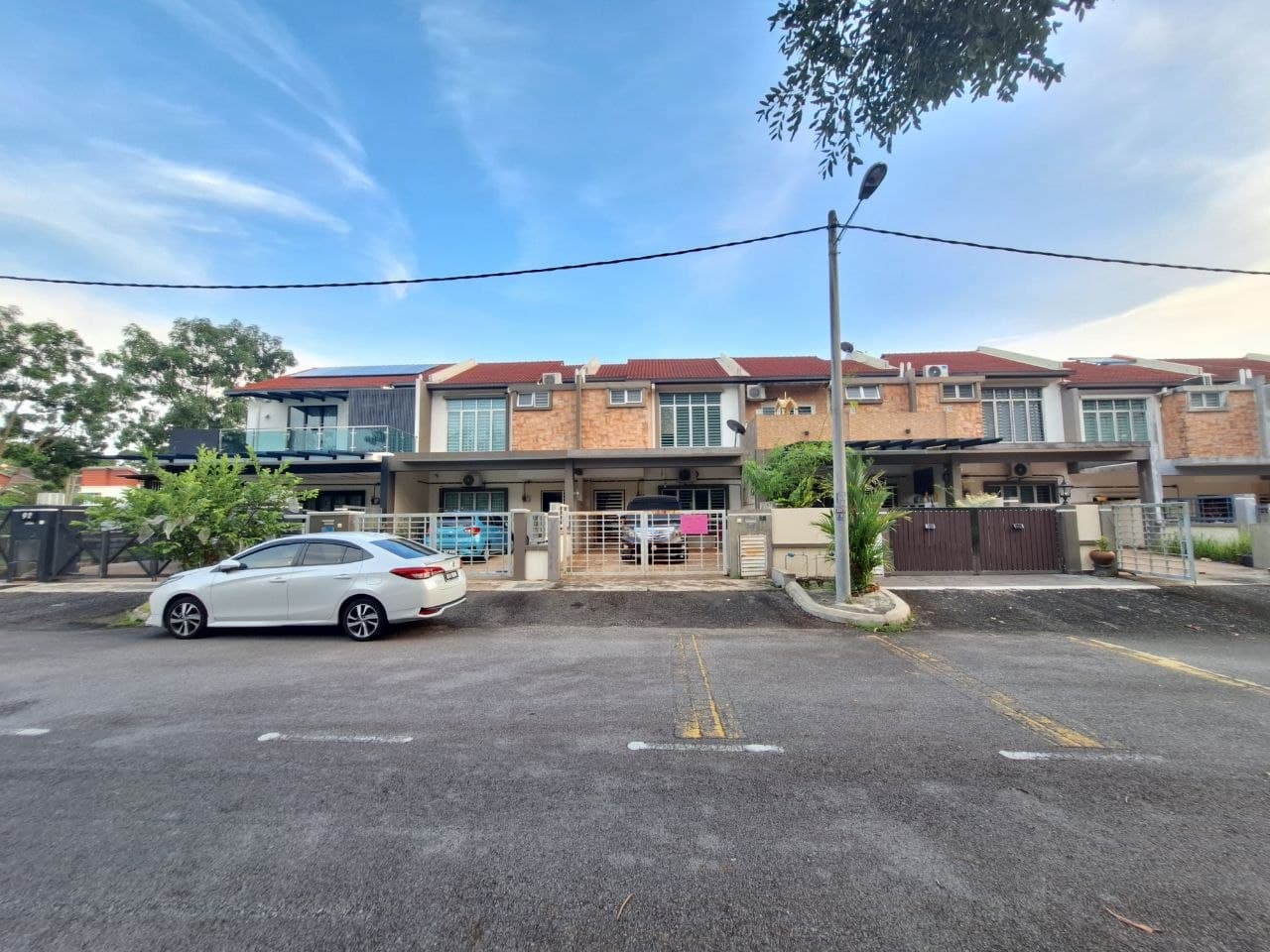 Double Storey Taman Pelangi Semenyih 2 - RAFFLESIA - Image 1