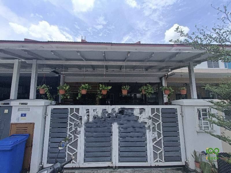 2 Tingkat Fully Renovated House in Taman Alam Indah, Seksyen 33 Shah Alam - Image 1