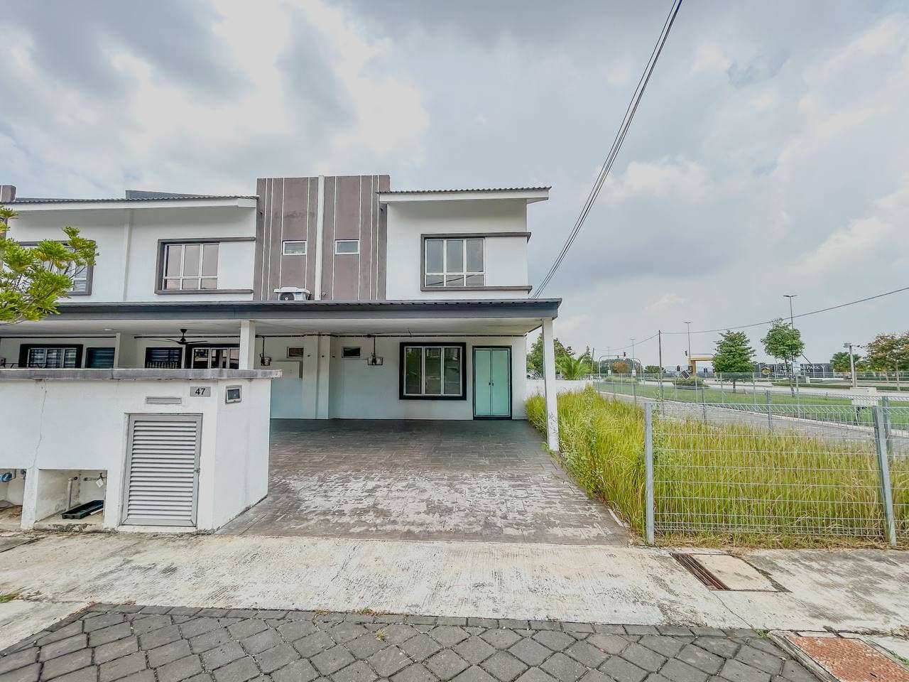 Corner Lot Double Storey LBS Alam Perdana, Puncak Alam - Image 1