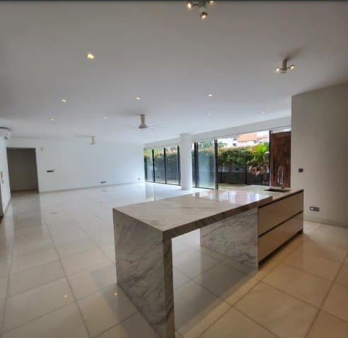 DEDAUN CONDOMINIUM, JALAN U-THANT - Image 1