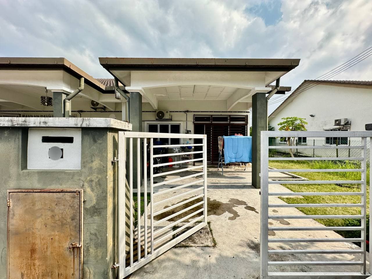 End Lot Single Storey Terrace Jalan Tanjung Agas Jalan Kebun Seksyen 30 Shah - Image 1