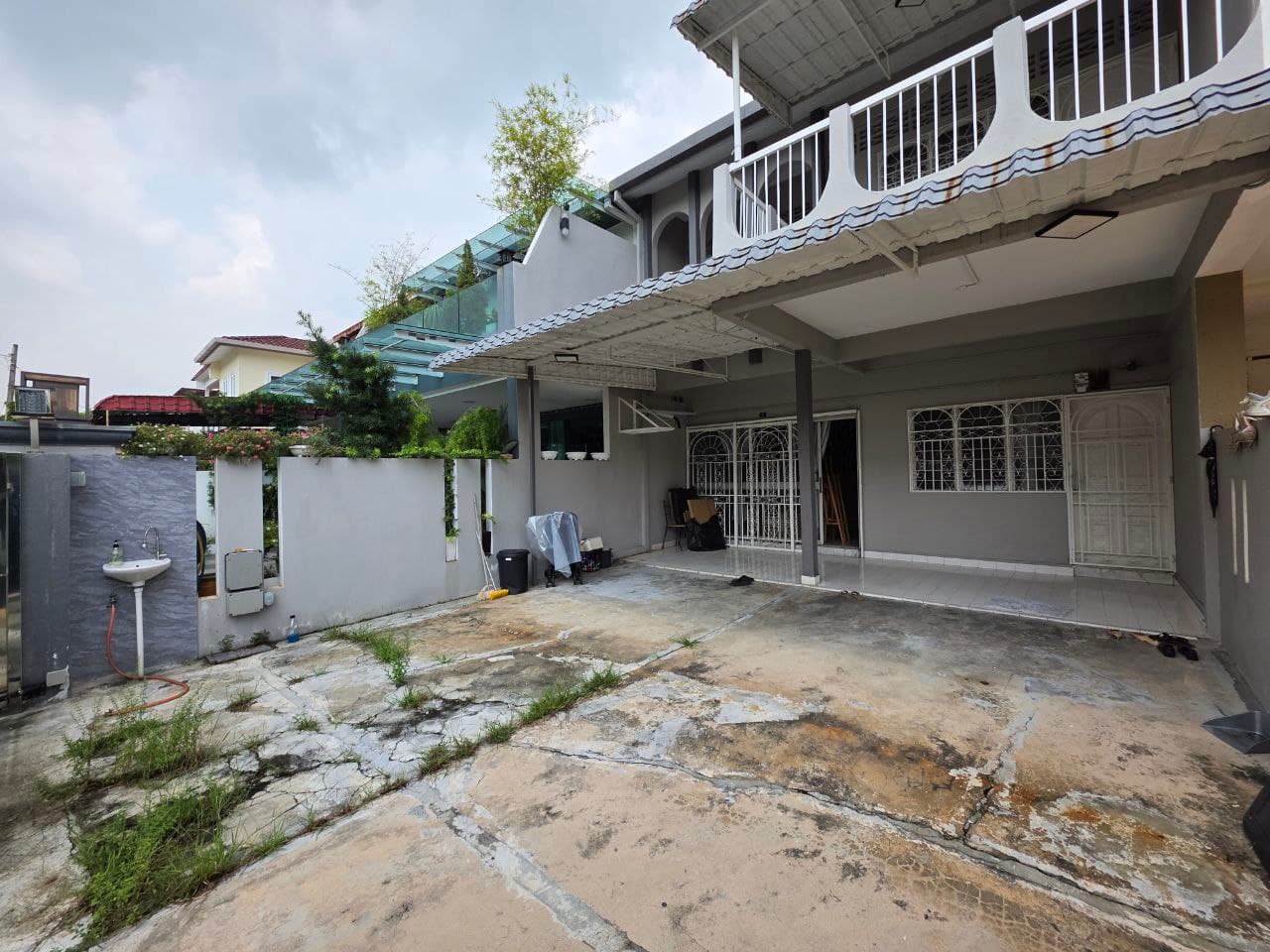 Double Storey Terrace House Taman Teluk Pulai Klang - Image 1