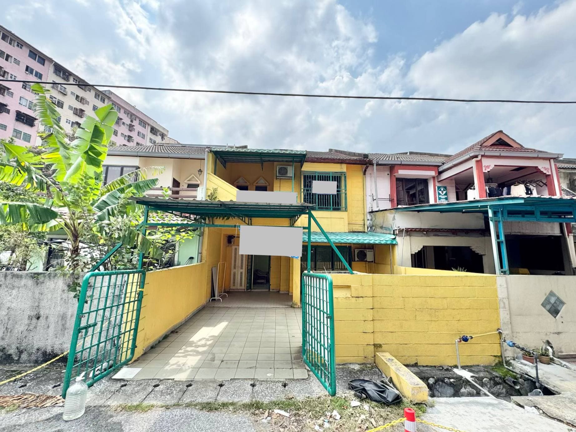 2-Storey Intermediate Taman Desaria, PJS 5 Petaling Jaya - Image 1