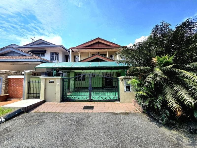 2 Storey Semi Detached Taman Setia 2 Seri Kembangan Selangor - Image 1