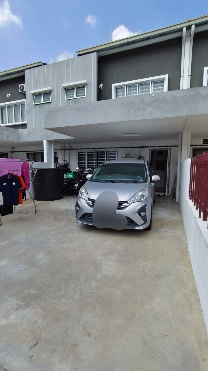 2 Storey Terrace Laman Haris, Puncak Alam Inter - Image 1