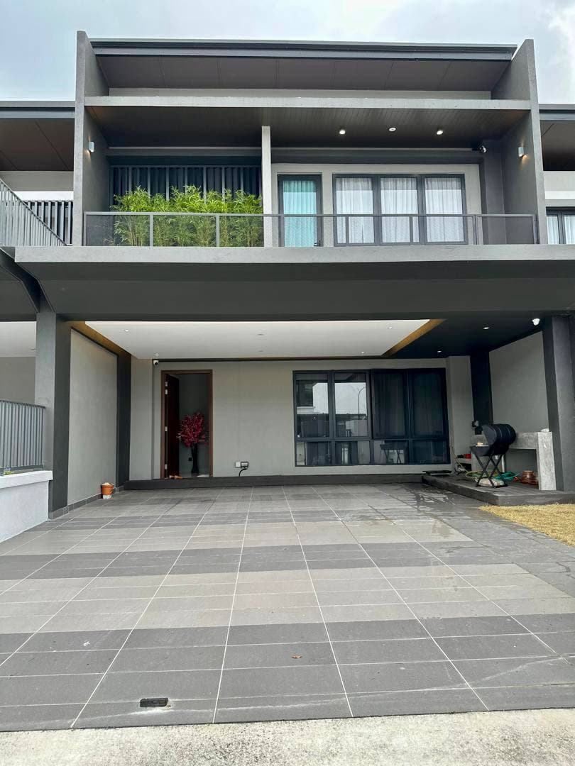 Double Storey Superlink Hampton Residence Bandar Desa Coalfields - Image 1