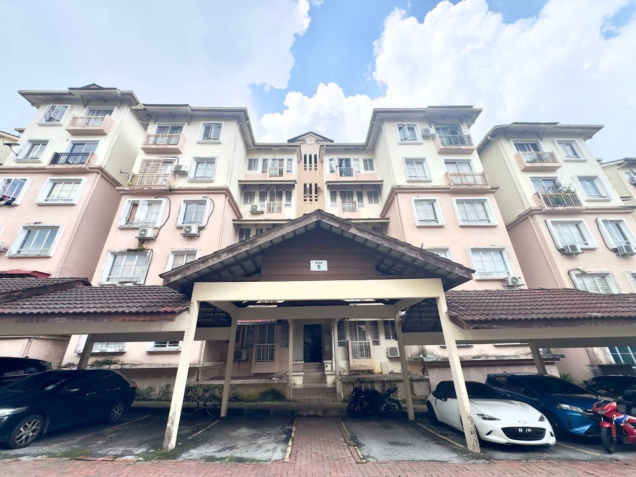 Prima Court Apartment, Ground Floor, Saujana Melawati, Ukay Prima Ampang - Image 1