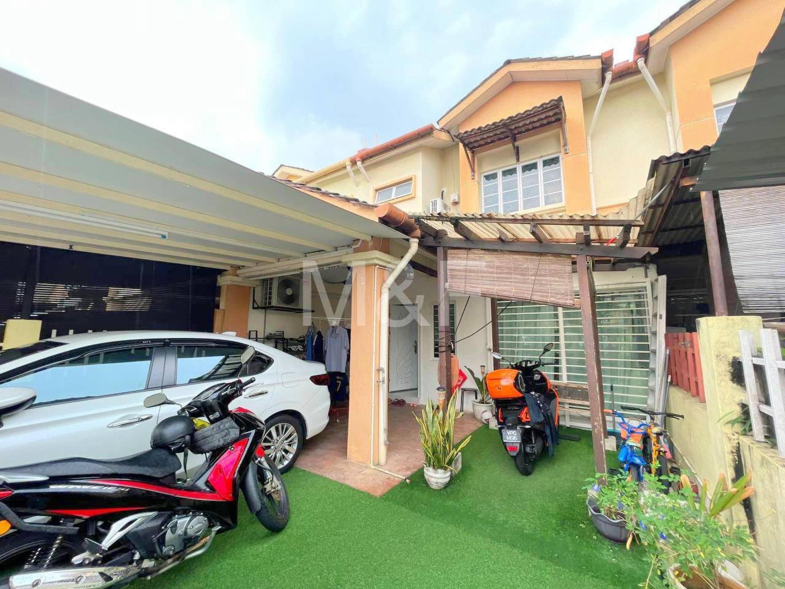 Renovated 2 Storey Terrace Mayang Sari Taman TTDI Jaya, Shah Alam - Image 1
