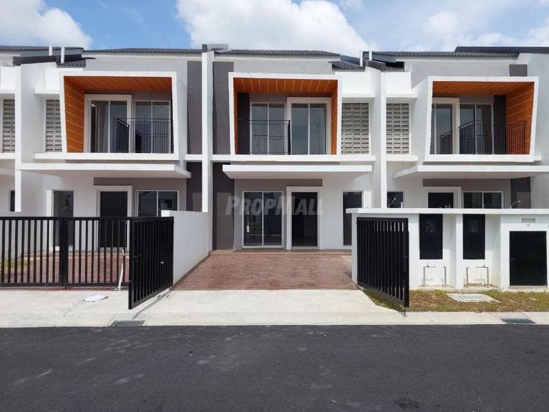 Dua Ruby Parkhomes Dengkil Selangor Facing Open New Unit 2 Balcony - Image 1