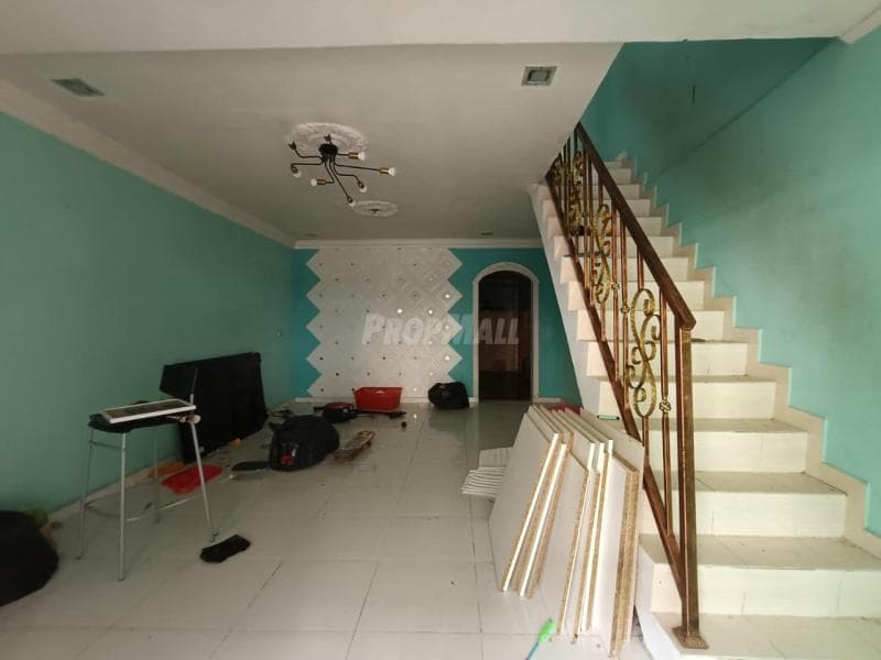 Taman Beringin Jinjang Kuala Lumpur Double Storeys For Sale - Image 1