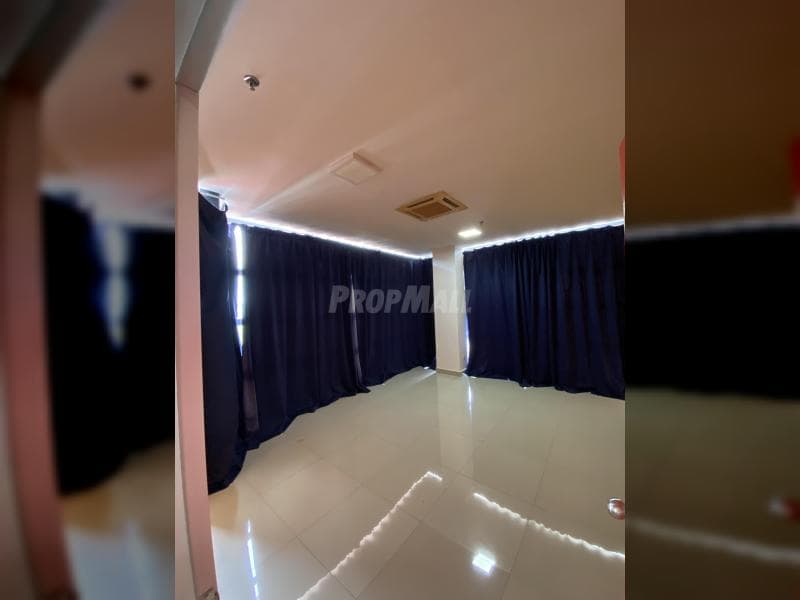 PJ5 Soho EndLot unit for Sale - Image 1